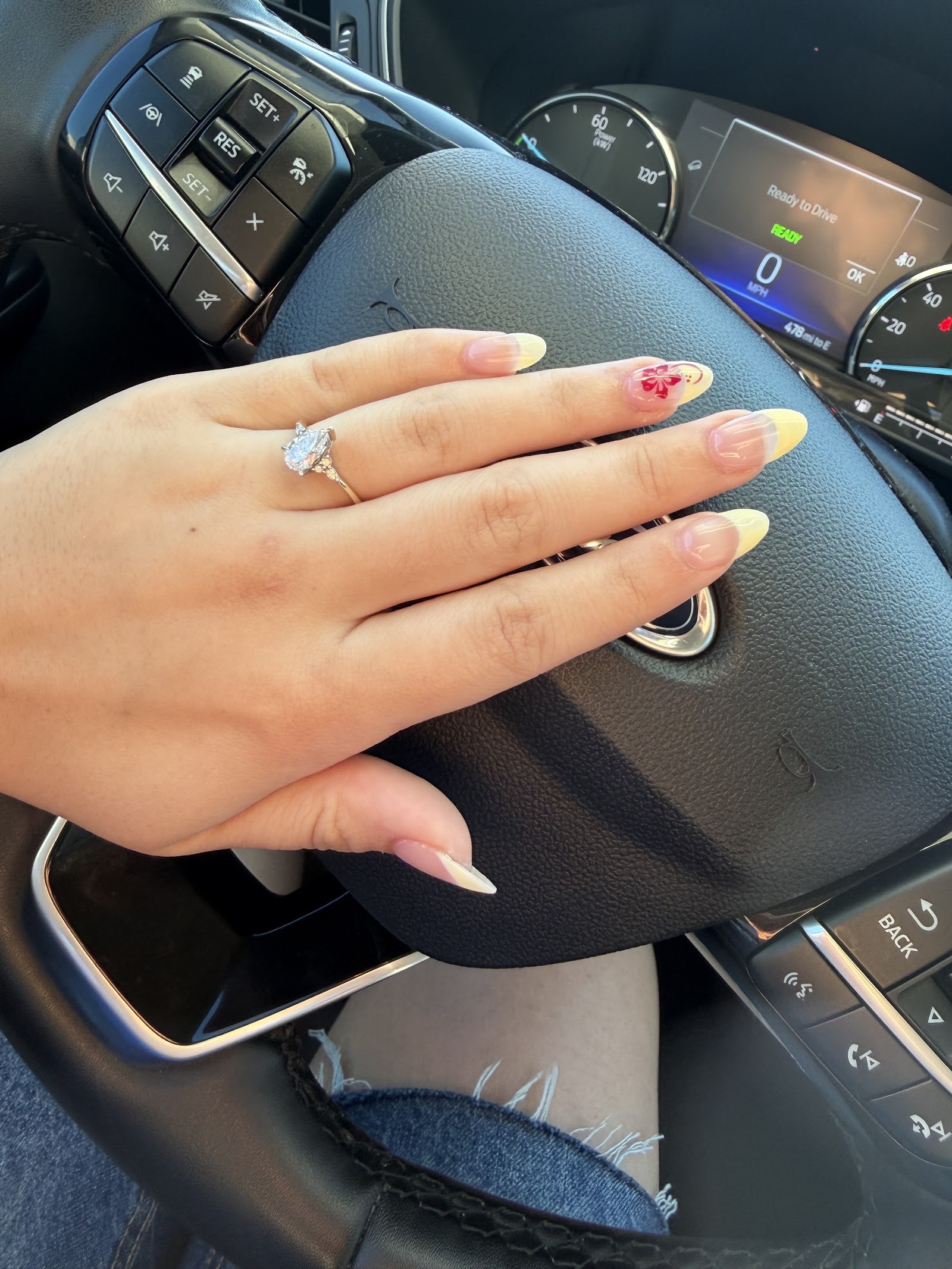 Lux Spa Nails nail photo 1