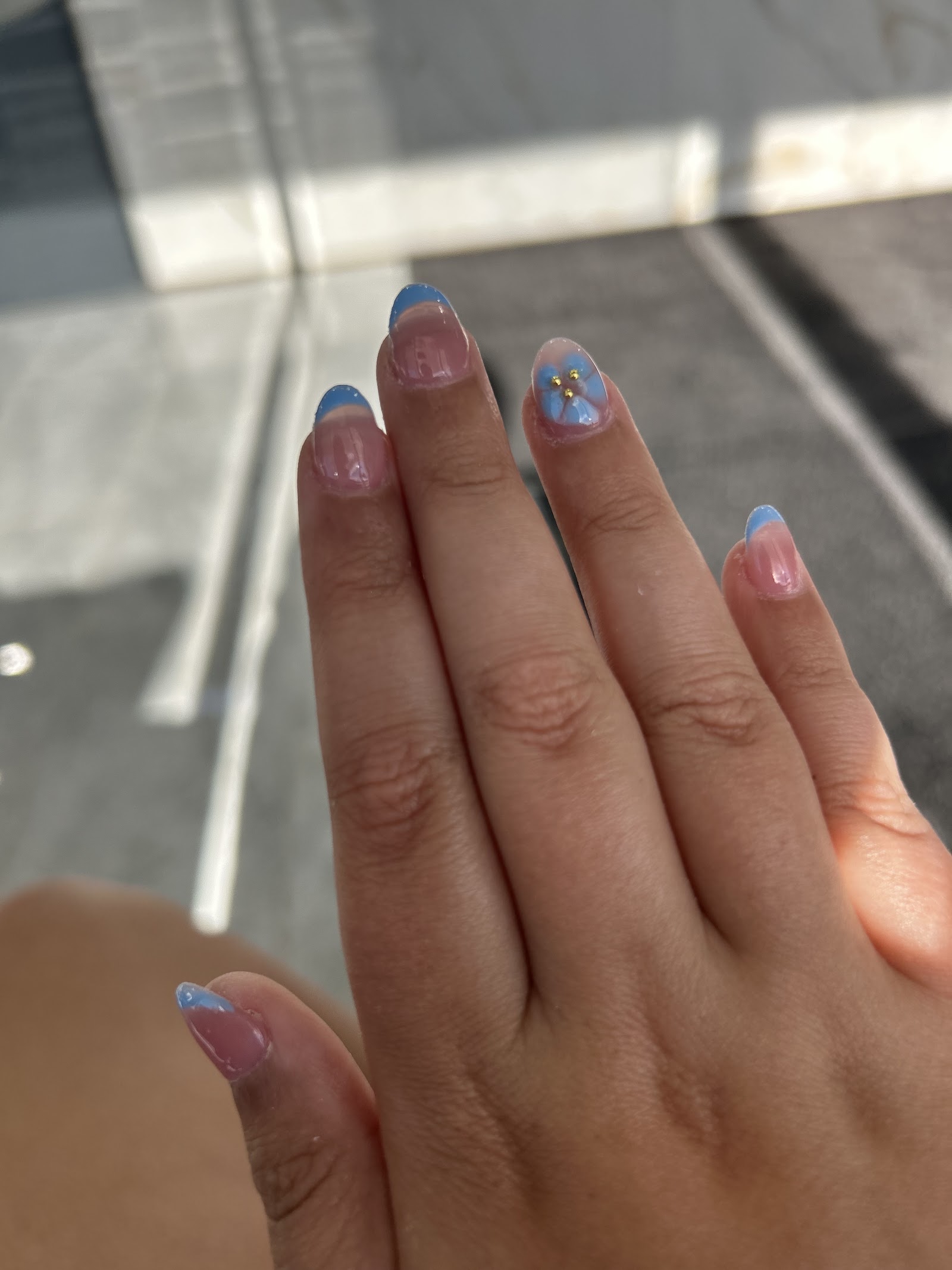 Lux Spa Nails nail photo 4